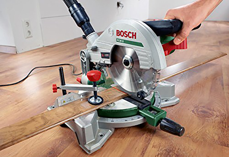 Bosch Scie stationnaire à onglets PCM 8, 1200 W, 0603B10000